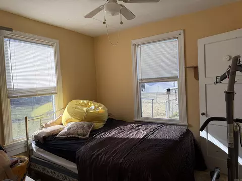 Bedroom - 9210 Henderson Rd, Pine Bluff, AR 71603 photo 3 of 3