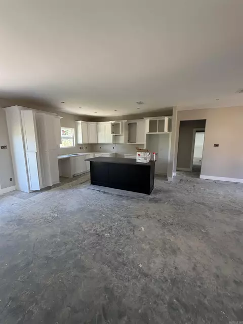 Kitchen - 114 Michael Dr, Beebe, AR 72012 photo 3 of 3