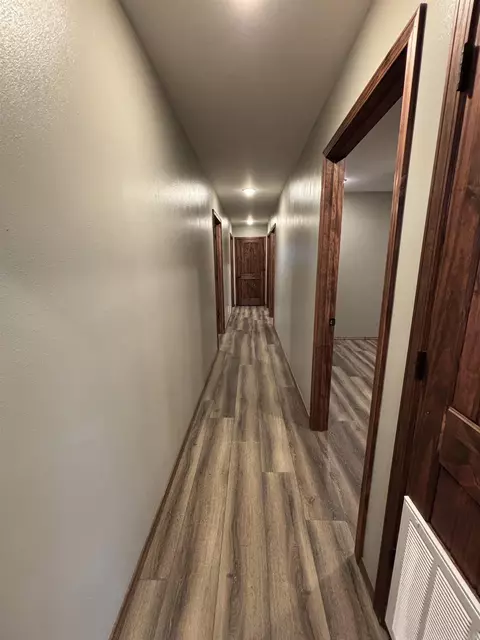 Entry Way - 519 Duff Rd, Lamar, AR 72846 photo 1 of 1