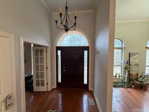 Entry Way - 460 Demuth Ln, Benton, AR 72019 photo 1 of 1