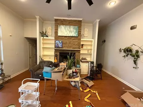 Living - 460 Demuth Ln, Benton, AR 72019 photo 1 of 1