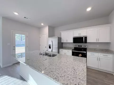 Kitchen - 95 Clearwater Dr, Brookland, AR 72417 photo 2 of 3
