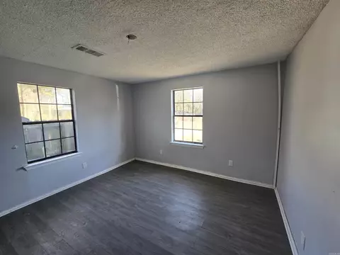 Bedroom - 4 Jessilea, Conway, AR 72032 photo 1 of 6