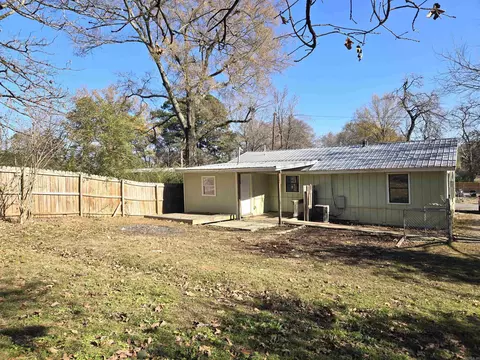 Exterior - 4 Jessilea, Conway, AR 72032 photo 12 of 15