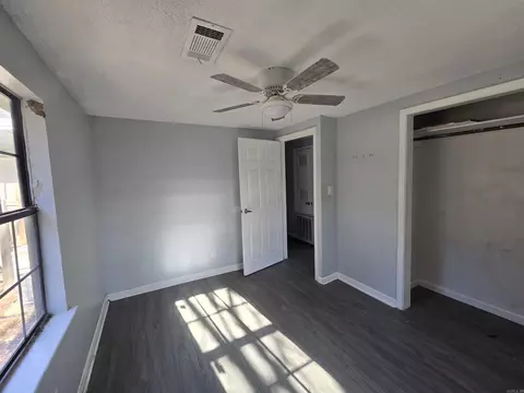 Bedroom - 4 Jessilea, Conway, AR 72032 photo 6 of 6