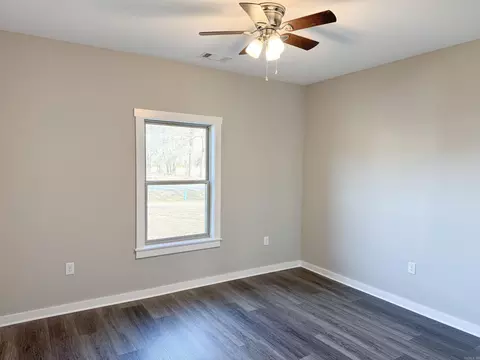 Bedroom - 44 Indian Meadows Dr, Quitman, AR 72131 photo 5 of 6