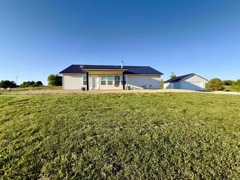 1779 Nc 1600, Compton, AR 72624