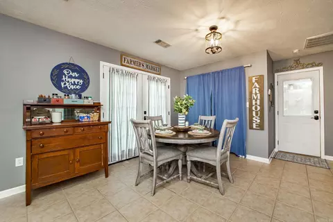 Dining - 40 Spears Dr, Ward, AR 72176 photo 1 of 1