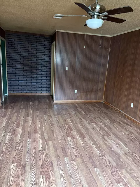 2213 S Maple, Pine Bluff, AR 71603 photo 2