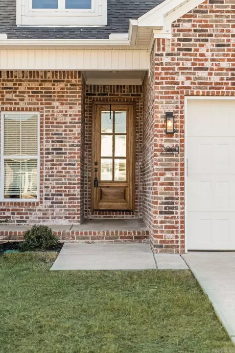 Exterior - 2321 Bridgegate Dr, Conway, AR 72034 photo 2 of 6
