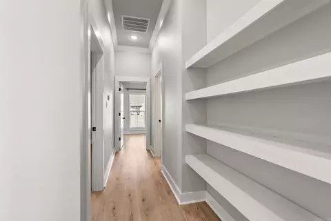 Entry Way - 2321 Bridgegate Dr, Conway, AR 72034 photo 5 of 5