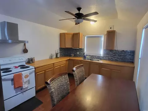 Kitchen - 20 Morrigan Cv, Conway, AR 72032 photo 2 of 2