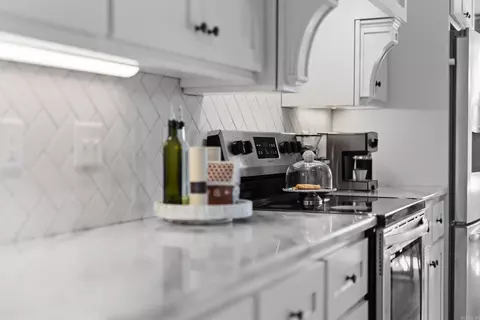 Kitchen - 125 Mayberry Dr, Cabot, AR 72023 photo 3 of 4