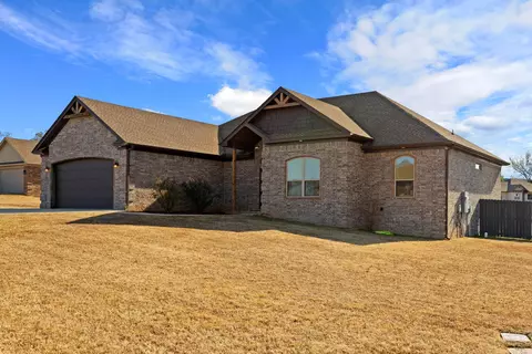 Exterior - 125 Mayberry Dr, Cabot, AR 72023 photo 6 of 6