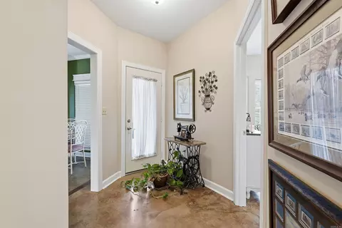 Entry Way - 2121 Donham, Bauxite, AR 72011 photo 5 of 5