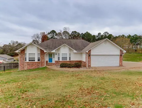148 Krause Ln, Hot Springs, AR 71913