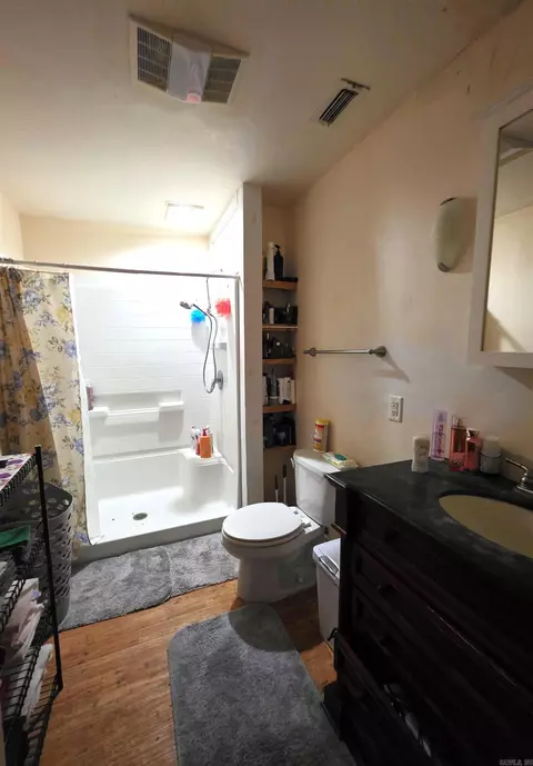 Bath - 487 Polk Road 34, Hatfield, AR 71945 photo 1 of 4