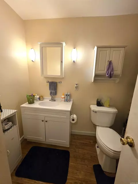 Bath - 487 Polk Road 34, Hatfield, AR 71945 photo 2 of 4