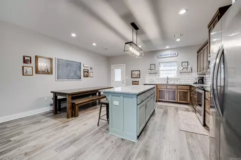 Kitchen - 62 Ridge Dr, Greenbrier, AR 72058 photo 2 of 5