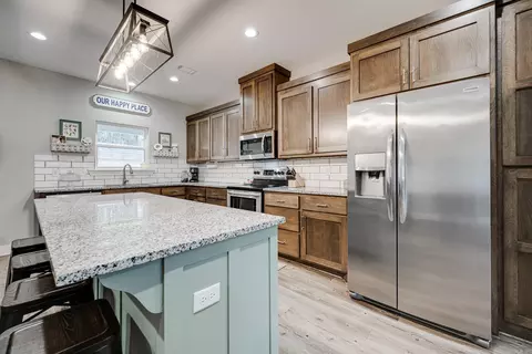 Kitchen - 62 Ridge Dr, Greenbrier, AR 72058 photo 4 of 5