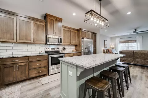 Kitchen - 62 Ridge Dr, Greenbrier, AR 72058 photo 1 of 5