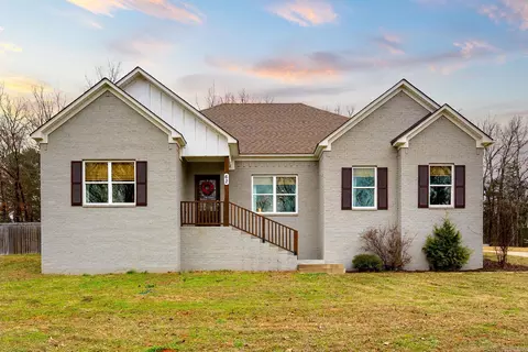 Exterior - 62 Ridge Dr, Greenbrier, AR 72058 photo 1 of 9