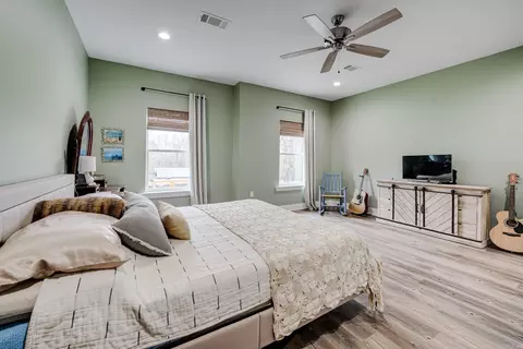 Bedroom - 62 Ridge Dr, Greenbrier, AR 72058 photo 2 of 7