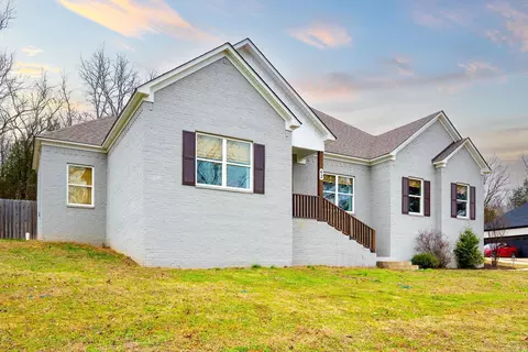Exterior - 62 Ridge Dr, Greenbrier, AR 72058 photo 3 of 9