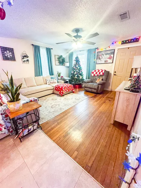 117 S Fourth St, Benton, AR 72015 photo 5