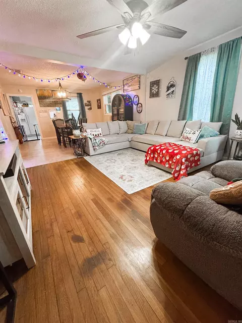 117 S Fourth St, Benton, AR 72015 photo 4