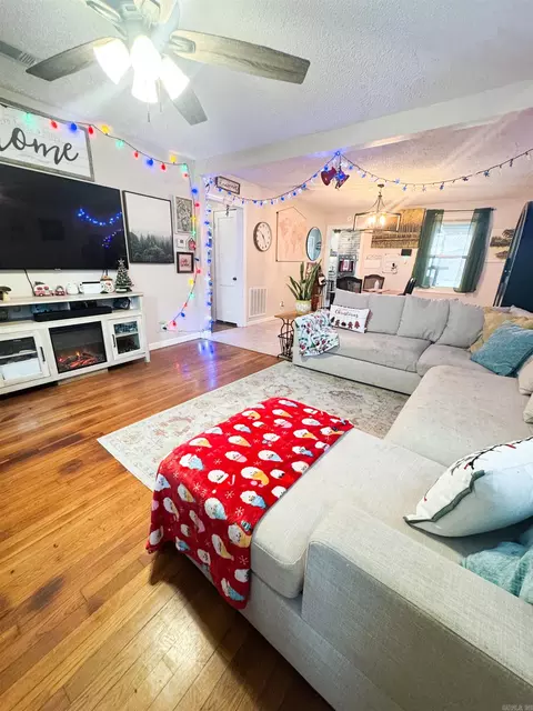 117 S Fourth St, Benton, AR 72015 photo 6