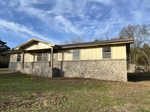 651 E First St, Calico Rock, AR 72519