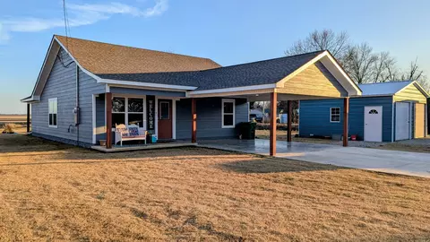 1813 SE Front St, Hoxie, AR 72433