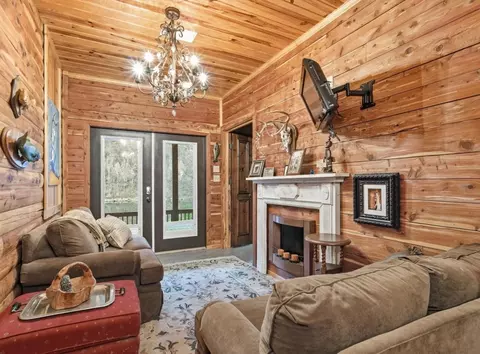 908 S Riverview Ln, Mountain View, AR 72560 photo 7