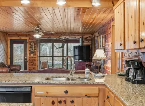 908 S Riverview Ln, Mountain View, AR 72560 photo 23
