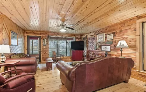 908 S Riverview Ln, Mountain View, AR 72560 photo 14