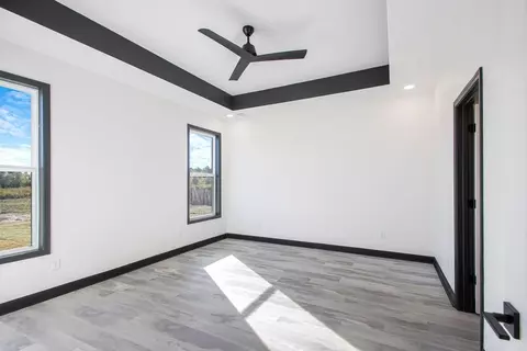 Bedroom - 1064 Duke Dr, Bauxite, AR 72011 photo 1 of 7