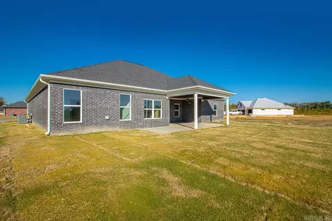 Exterior - 1064 Duke Dr, Bauxite, AR 72011 photo 5 of 9