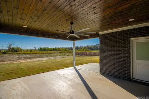 Exterior - 1064 Duke Dr, Bauxite, AR 72011 photo 7 of 9