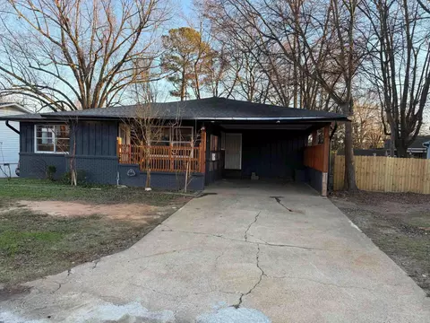 1111 E North St, Benton, AR 72015 photo 1