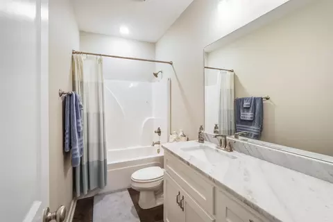 Bath - 2815 Carmichael Dr, Conway, AR 72034 photo 1 of 2