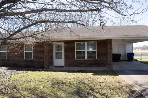 Exterior - 616 S Elm St, Beebe, AR 72012 photo 1 of 1