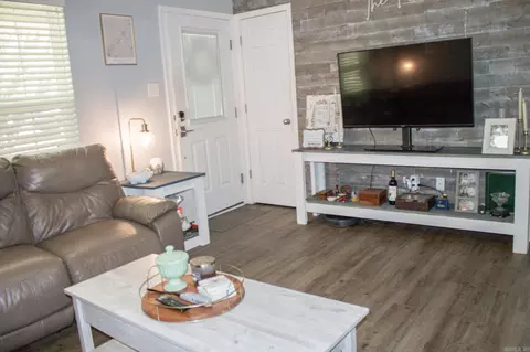 Living - 616 S Elm St, Beebe, AR 72012 photo 1 of 1