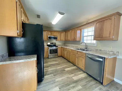 Kitchen - 708 Dwight St, Trumann, AR 72472 photo 1 of 4