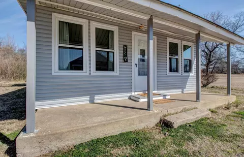 1612 Ridge Rd, El Paso, AR 72045