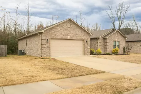 Exterior - 38 Arbor Trail Dr, Cabot, AR 72023 photo 4 of 8