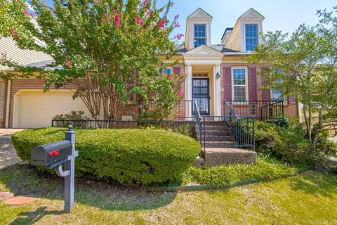 107 Claremore Ct, Little Rock, AR 72227