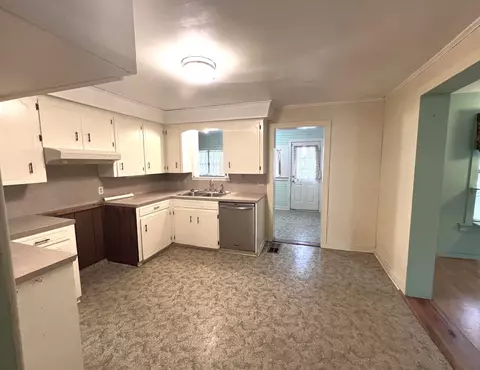 1201 E Main St, Mountain View, AR 72560 photo 11