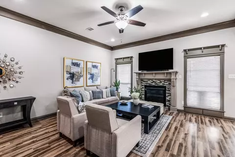 Living - 52 Grand Stand Dr, Austin, AR 72007 photo 1 of 2