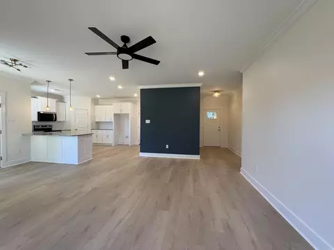 Living - 2 Silverleaf Cv # -B, Greenbrier, AR 72058 photo 3 of 3